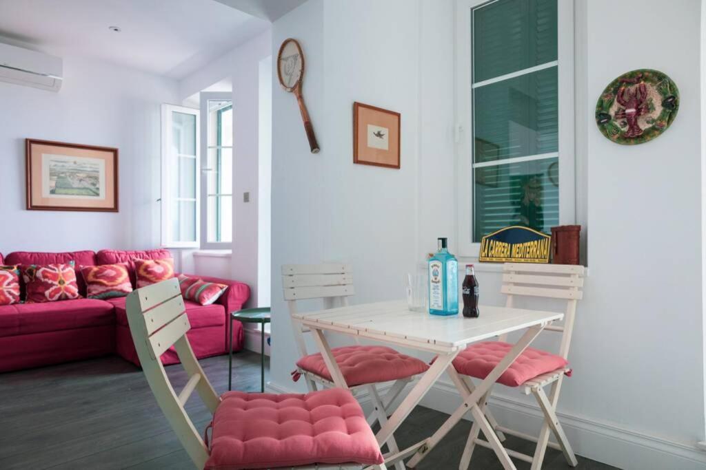 Appartement Charming Colonial Flat In Historic Building à Gibraltar Extérieur photo